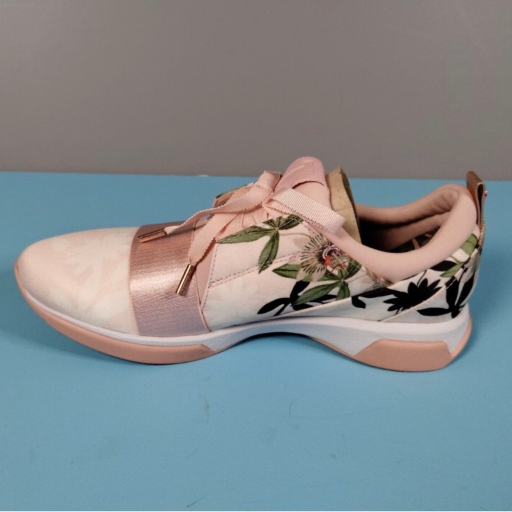 Ted Baker Sneakers